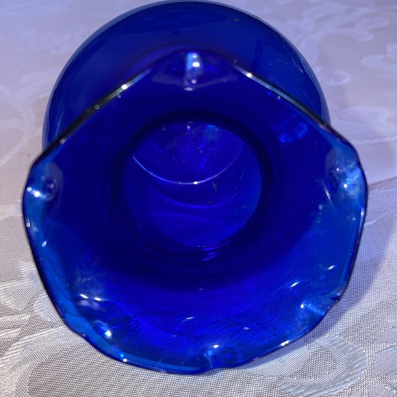 COBALT BLUE GLASS, lot of vase & 2 votive candle holders, sz in pics. $49 - Picture 9 of 13